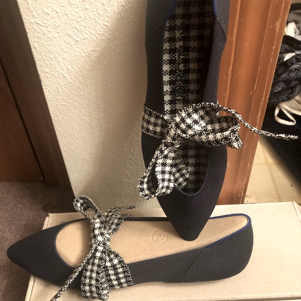 Never worn Rothy’s.